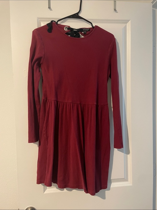 Topshop Dresses & Skirts - Topshop Burgundy Long-Sleeve Ribbed Skater Dress
